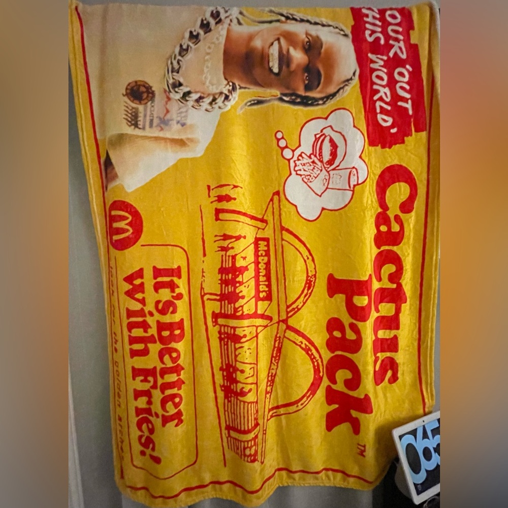 Travis Scott blanket